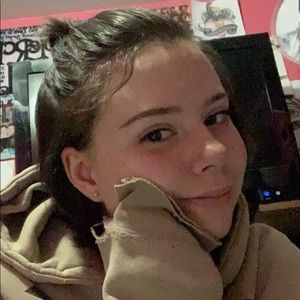 Meet your Posher, Skyler